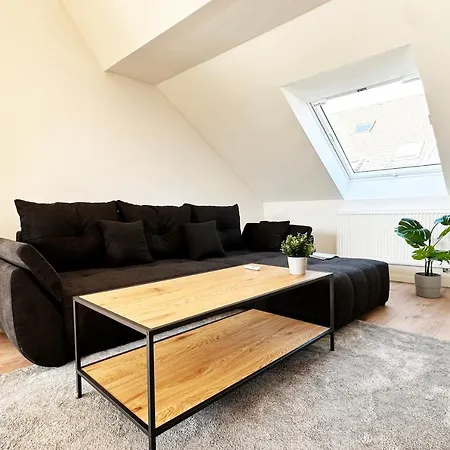 Suite-apartment Zentral In Mit Hohen Decken Krefeld