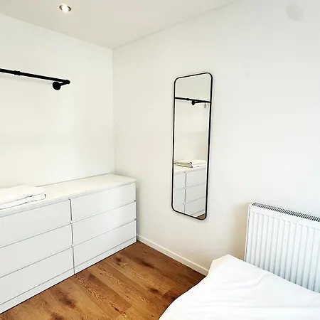 Suite-apartment Zentral In Mit Hohen Decken 크레펠트