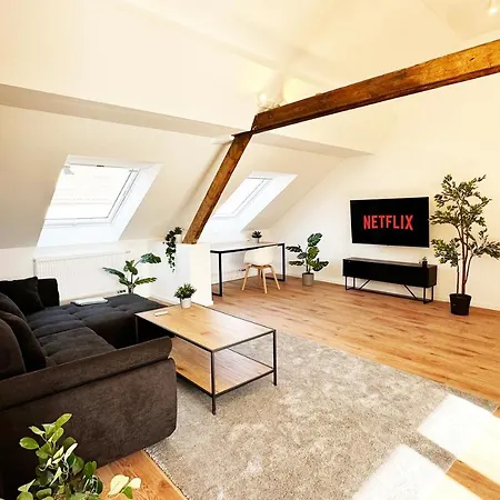 아파트 Suite-apartment Zentral In Mit Hohen Decken *