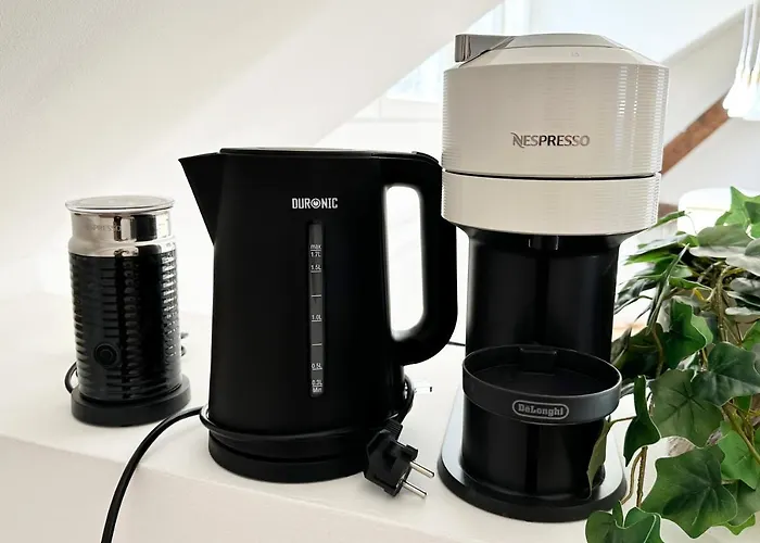 Appartement Suite-apartment Zentral In Mit Hohen Decken Krefeld